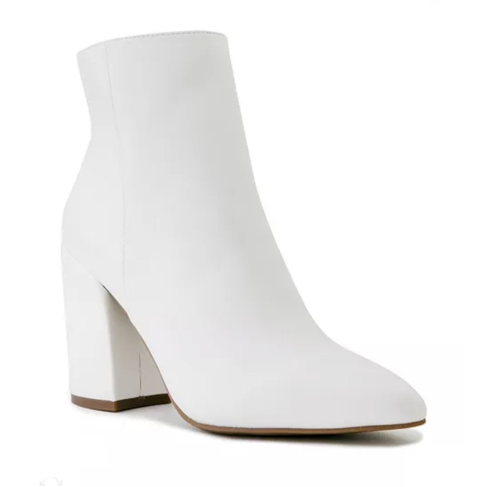 SUGAR Sugar Evvie Ankle Booties Sz.10 and Sz.11 White NEW